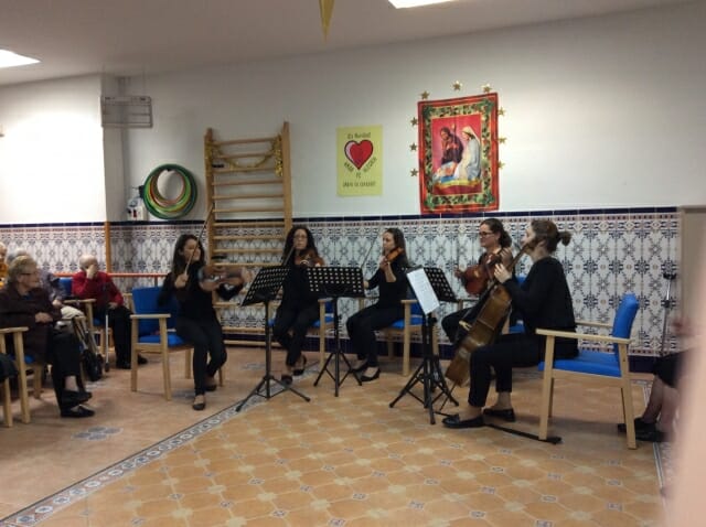 Residencia San Francisco y San Vicente - Concierto quinteto de cuerdas Ateneu Cultural Ciutat de Manises
