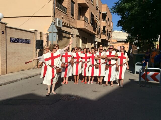 Residencia San Francisco y San Vicente - Desfilà Intercomparsa Manises