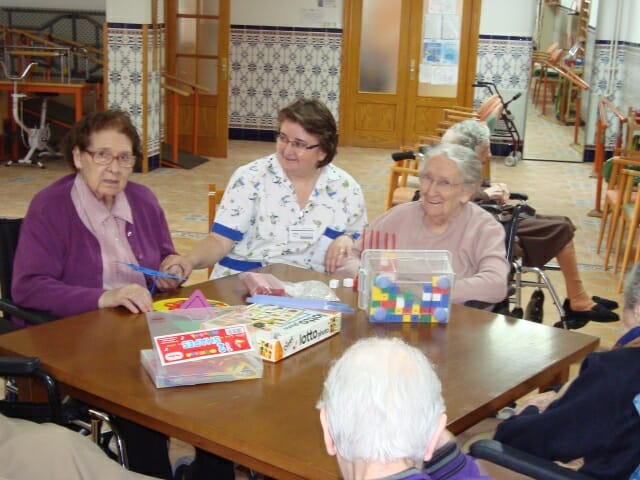 Residencia San Francisco y San Vicente - Plan semanal de Actividades invierno 2014