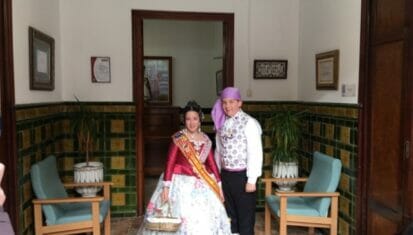 Residencia San Francisco y San Vicente - Visita de las Falleras y Presidentes a la Residencia