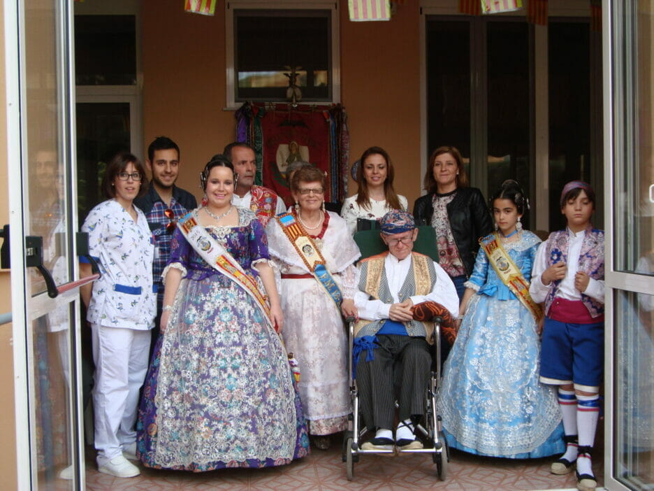 Gran Día De La Cremà Con Retraso Por El Temporal